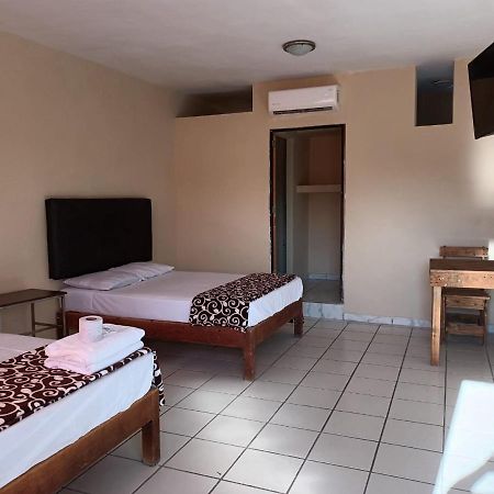 Hotel Maria Teresa Rio Verde Exterior photo